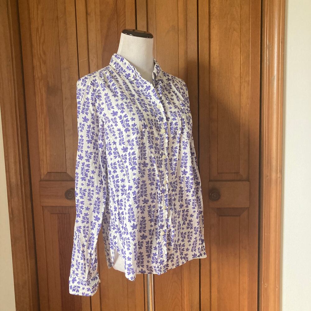 Old Navy White & Blue Floral Buttondown Shirt, Size S